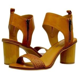 Lucky Brand Sandy Pomee boho, bohemian, chic Leather Heeled Sandal Size 9.5 M